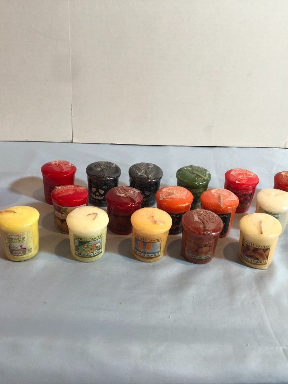 LOT of 16 Yankee Candle Votives with 4 BONUS Candles